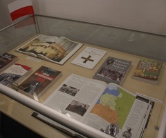  (photo)