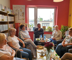  (photo)