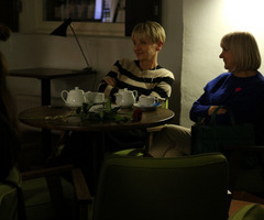  (photo)