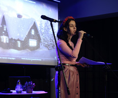  (photo)