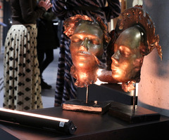  (photo)
