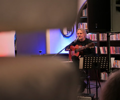  (photo)