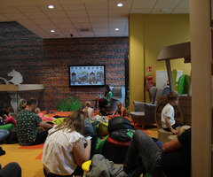  (photo)