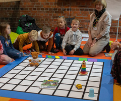  (photo)