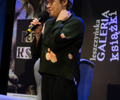  (photo)