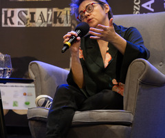  (photo)