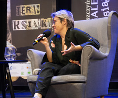  (photo)