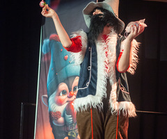  (photo)