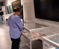  (photo)