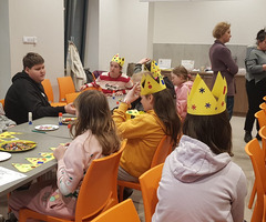  (photo)
