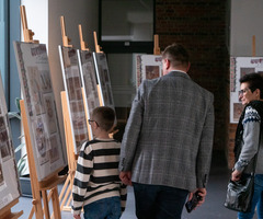  (photo)