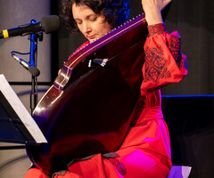  (photo)