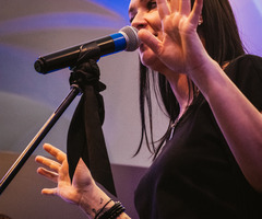  (photo)