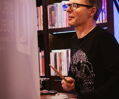  (photo)