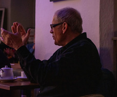  (photo)