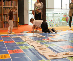  (photo)