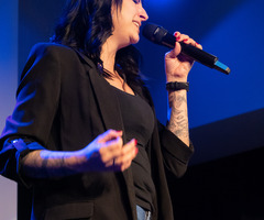  (photo)