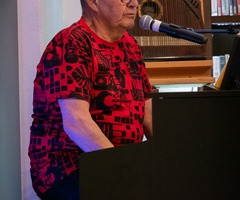  (photo)