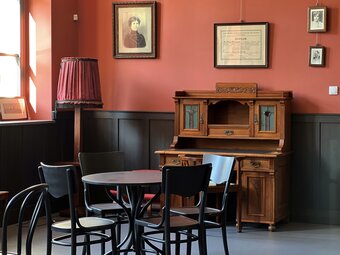 Roman Maciejewski wprowadza się do Biblioteki Głównej