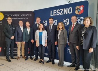 „To Wielki Skarb” – Sekretarz Stanu o Miejskiej Bibliotece Publicznej w Lesznie