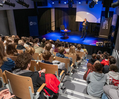 Międzynarodowy Listopad Poetycki. Młodzi w świecie słów