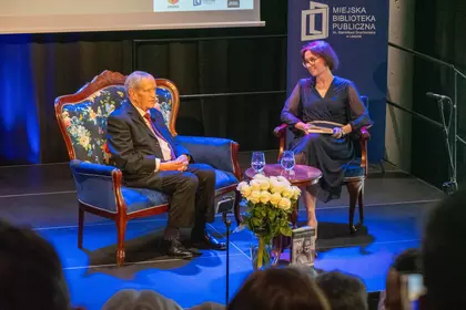 Profesor Edmund Waszyński odpowiada na pytania Anny Machowskiej.