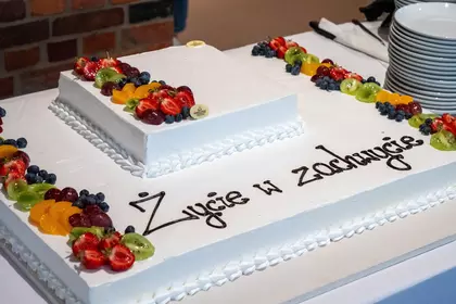Tort przygotowany z okazji premiery książki „Życie w zachwycie”.