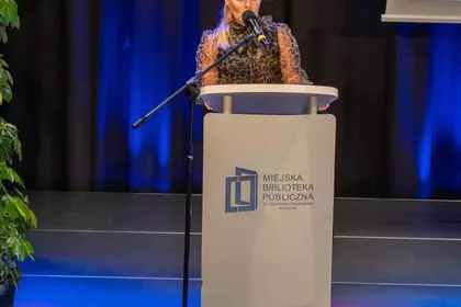 Gratulacje i życzenia podczas jubileuszu biblioteki