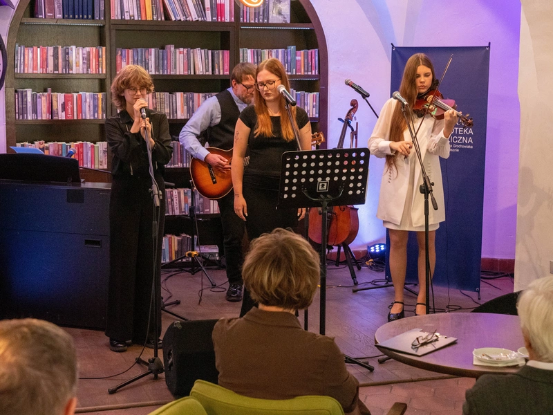 „Słowa pamięci, melodie tęsknoty” - pamięć o Sybirakach